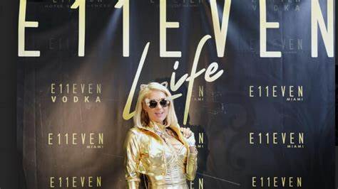 ‘The #CryptoQueen has arrived’: Paris Hilton in Miami for massive global conference - Miami Herald