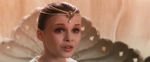 Tami Stronach explains why it was a 'no-brainer' to walk away from Hollywood after making film debut in 'The NeverEnding Story' - Yahoo Entertainment