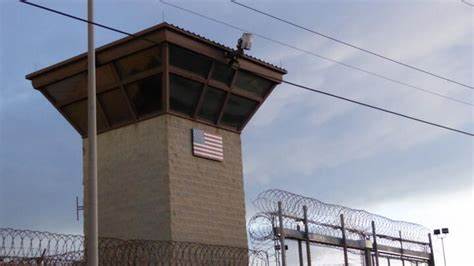 Trump Will Use Gitmo to Detain 30,000 Rounded-up Migrants - Yahoo News