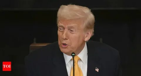 Trump held the first-ever summit on cryptocurrencies, but Bitcoin was not saved by it - УНН
