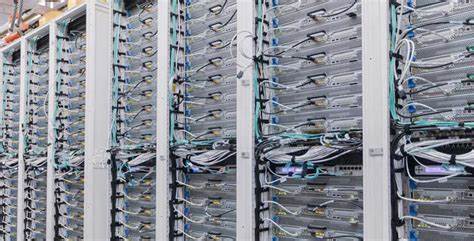 AI Data Center Buildout Fueling Growth At Vertiv, Applied Digital