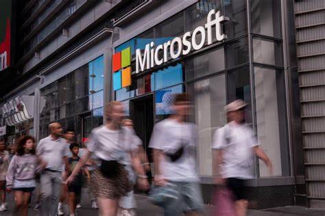 Microsoft Hits $4 Trillion Market Cap After Earnings Beat