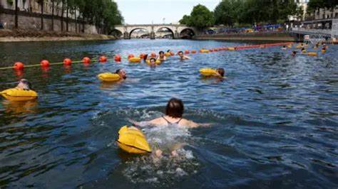 Seine reopens to Paris swimmers after century-long ban