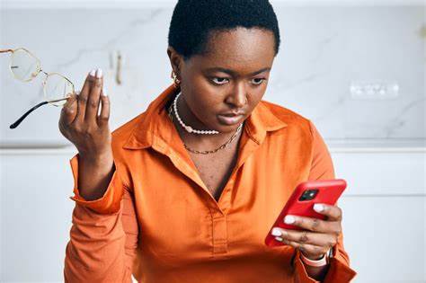 1 Top Cryptocurrency to Buy Before It Soars 450%, According to Standard 