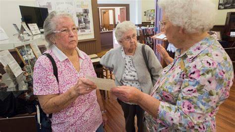 New exhibition celebrates community midwives