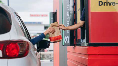 Packaging suppliers respond to QSR diners hungry for a better experience