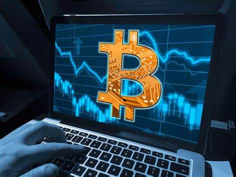 Hackers who finally unlocked $3,000,000 Bitcoin wallet after 11 years explain how they did it - UNILAD