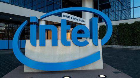 Intel is said to qualify for $3.5B in military chip grants