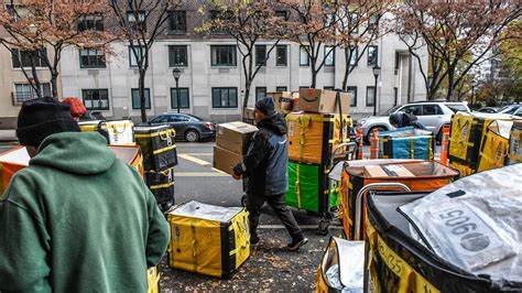 Amazon requests its NY office workers donate time to deliver groceries this week