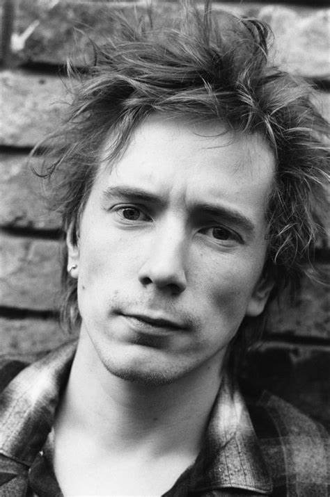 Johnny Rotten Named the Four Bands He Hates Most [video]