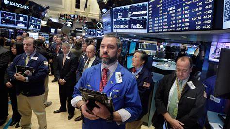 Top Wall Street analyst anticipates Fed rate cut amid market 'overreaction'