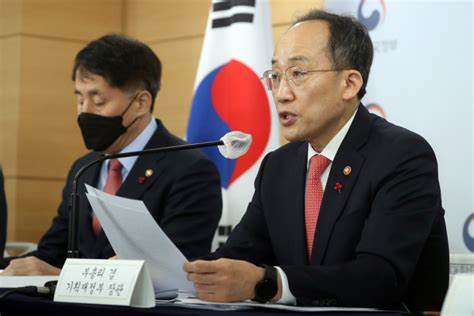 South Korea Plans Bigger Tax Breaks to Boost Its Chip Sector