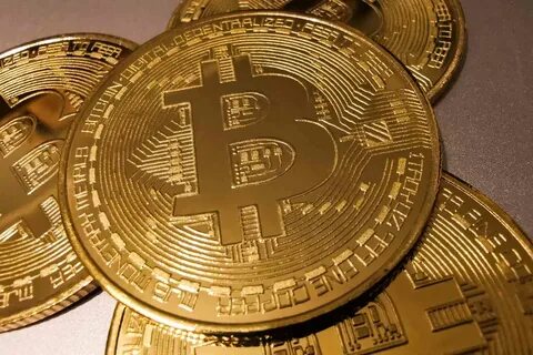 Bitcoin rebounds after falling to its lowest level since November: CNBC Crypto World - CNBC