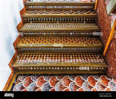 Italy's Mosaic School
