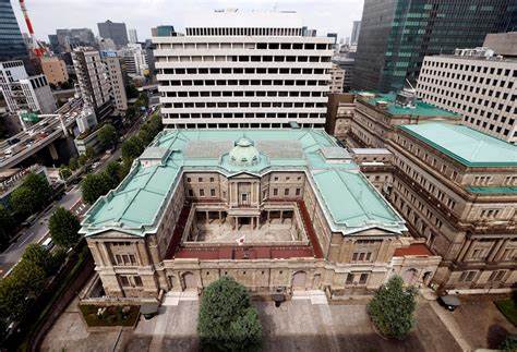 Japan's business mood steady in July-Sept, keeps BOJ rate hike chance alive