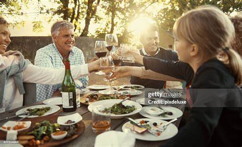 10 Pieces Of Music About Eating, Drinking, And Being Merry