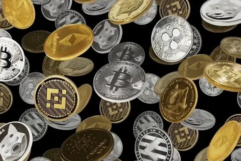 Trump's Crypto Call, Peter Schiff's Bitcoin Warning, MSTR's Novel Strategy, And More: This Week In Crypto - Benzinga