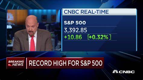 S&P 500 posts record close on Monday to cap winning month and quarter: Live updates - CNBC