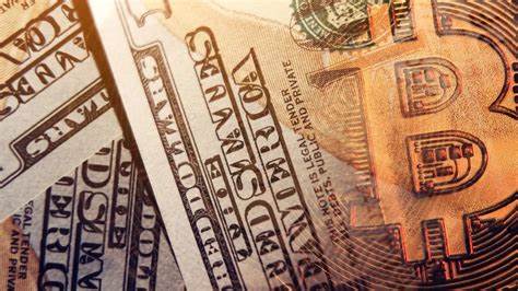 Bitcoin Hits Lowest Price Since November as Dogecoin, XRP and Solana Fall - Decrypt