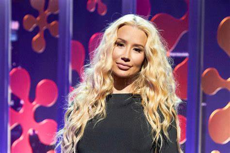 ‘Crypto Will Have Ass’: Iggy Azalea Makes No Apologies for ‘Cringe’ Party - Decrypt