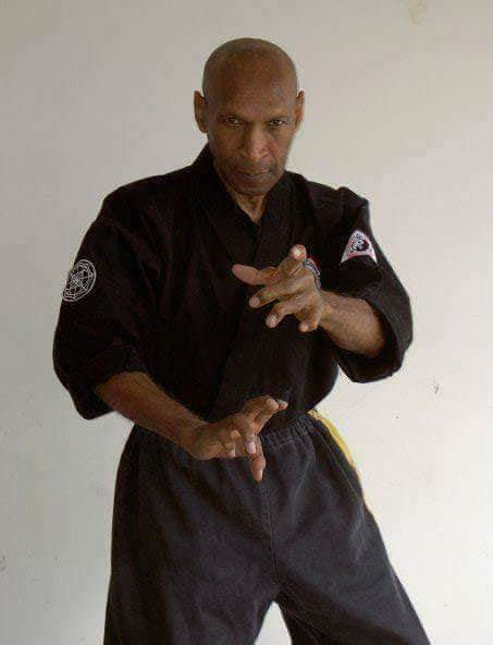 Karate with Steve Powell (1982) [video]