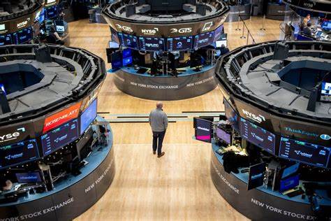 Bond Traders Cast Doubt on September Fed Cut Before Key CPI Data