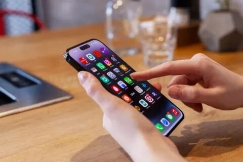 Apple, Microsoft, and Amazon Are Quietly Positioning for Crypto Dominance—Here’s Why It Matters