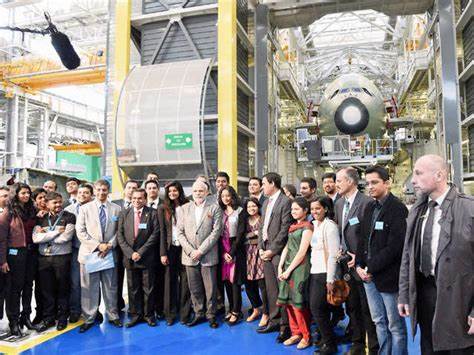 PM Modi with Indian employees at Airbus facility in Toulouse - The Economic Times