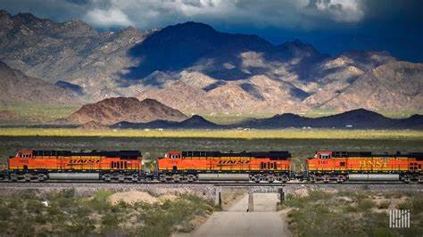 Higher electricity demand boosts railroad coal carloads