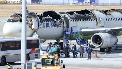 Plane fire ‘caused by passenger’s portable battery’ leaves seven injured - Yahoo