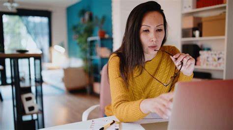 I Asked ChatGPT How To Raise My Credit Score Fast: Here’s What It Said