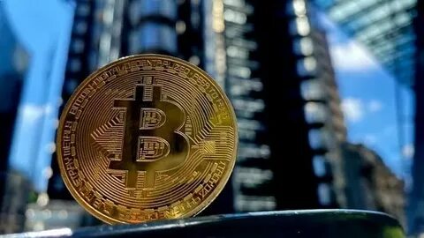 Bitcoin Surpasses Crypto Hedge Funds with 120% Return in 2024 - The Currency Analytics