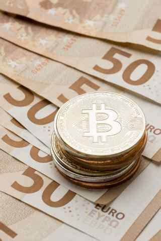 Coinbase removes cryptocurrency links after 'rug pull' warnings