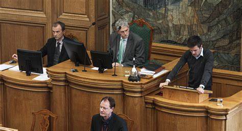 When politicians gain power, their language becomes garbled