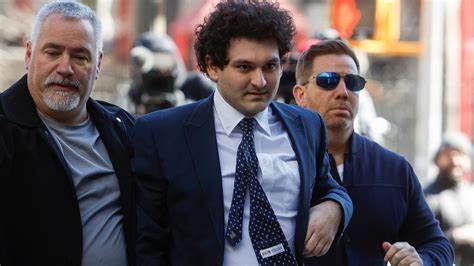 Business - Disgraced 'crypto king' Sam Bankman-Fried found guilty of fraud - FRANCE 24 English