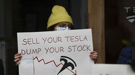 Tesla's European buyers turn away? Sales slide amid Musk's political controversy - Euronews.com
