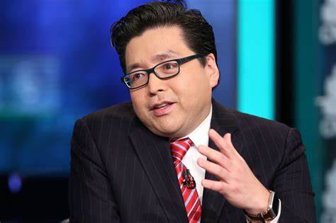 Investor Tom Lee Predicts Bitcoin Does ‘Better Than $150,000’ in 2025 – Here’s Why - The Daily Hodl