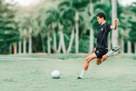 Soccer Player Bet On Bitcoin In 2021 With Salary, Is Now Up Over 100%: 'I'm A Simple Man, I Like Playing Football And I Like Playing With My Bitcoins' - Benzinga
