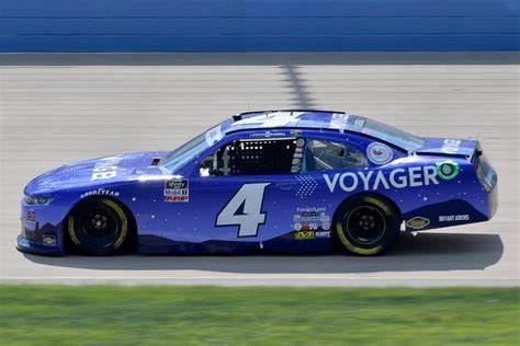 Q&A: Why NASCAR driver Landon Cassill accepts his salary in cryptocurrency - The New York Times