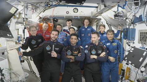 Astronauts from India, Poland and Hungary Head Back to Earth
