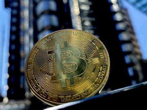 Here's Why Bitcoin Has Decoupled From Stocks According To Standard Chartered