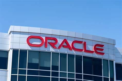 Oracle Inks Cloud Deal Worth $30 Billion a Year