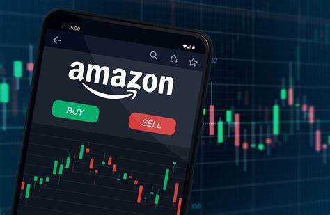 Amazon Falls on Fears That AWS Is Losing Market Share: Should You Buy the AMZN Stock Dip Here?