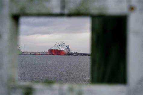 It’s Not Just Oil: Shipping, Natural Gas at Center of Iran-Israel War