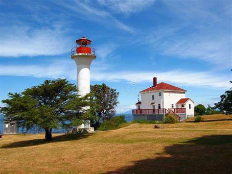 Active Pass Lighthouse - Parks Canada