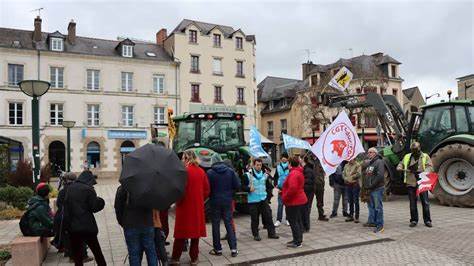 130 personnes rassemblées à Redon dénoncent le - Ouest-France