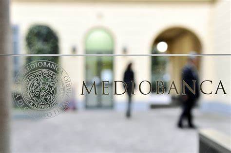 Mediobanca plans $5.7bn shareholder payout to thwart MPS takeover