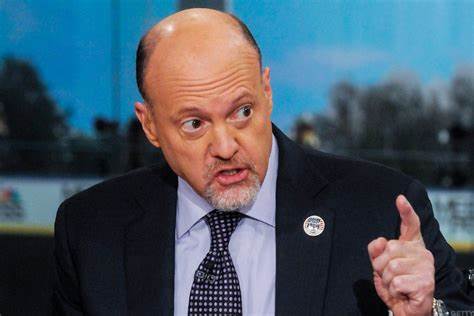 Jim Cramer on Intel’s CEO: “He’s Monster Good