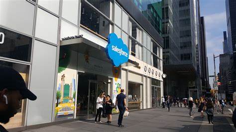 Goldman Sachs Maintains Buy on Salesforce After Agentforce 3.0 Launch