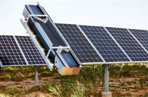 The Robot Replacing Four Workers at a Time on Solar Projects